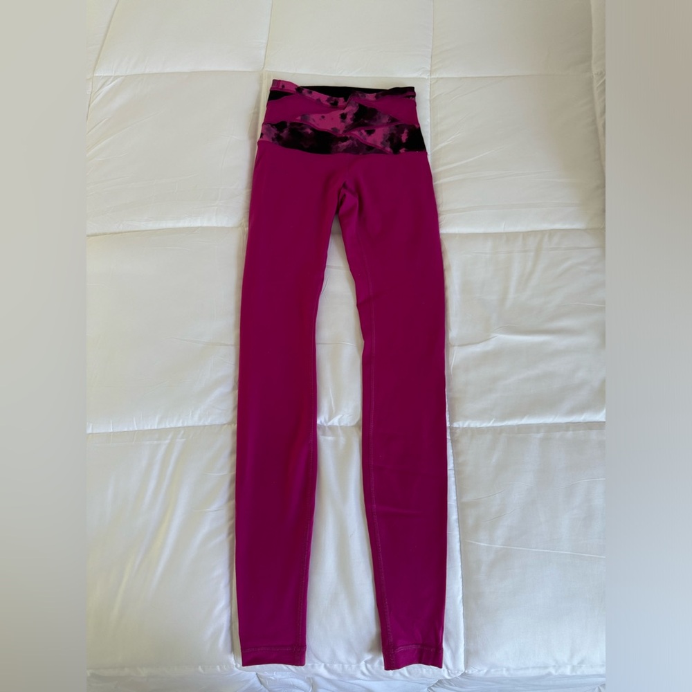Lululemon Pink Leggings (Size 4)